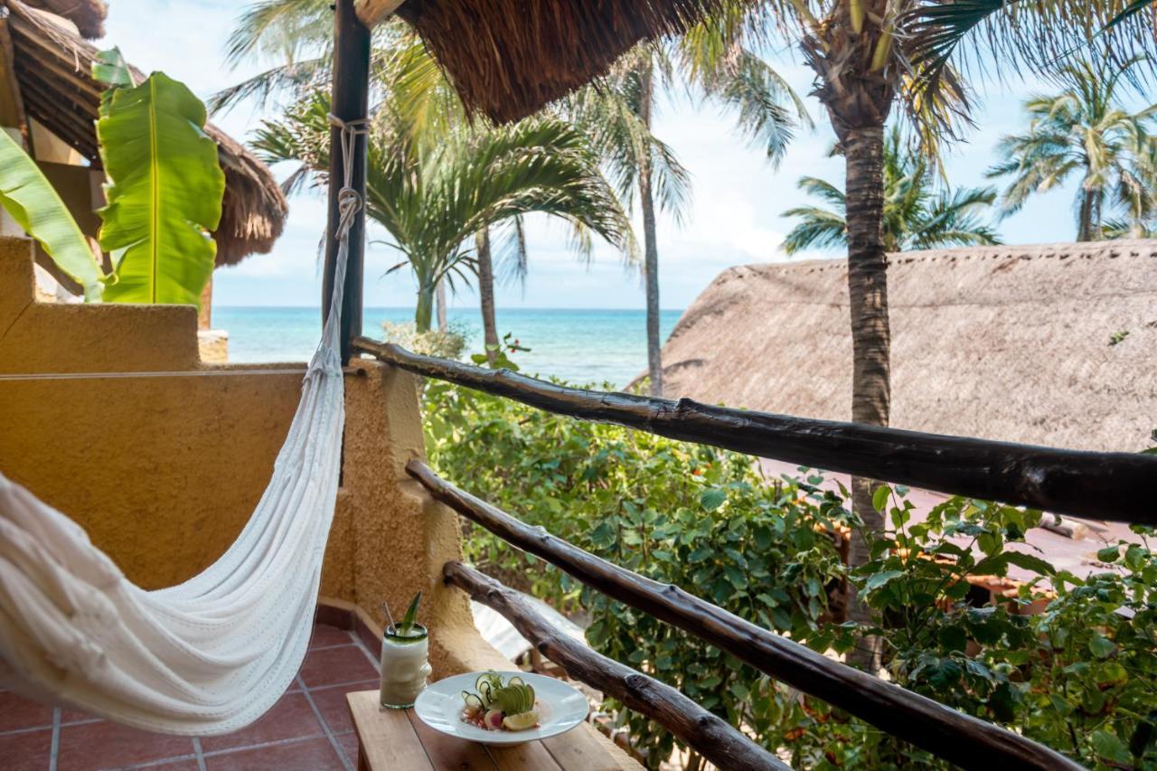 Hotel Casa Colibri Плая дел Кармен Екстериор снимка