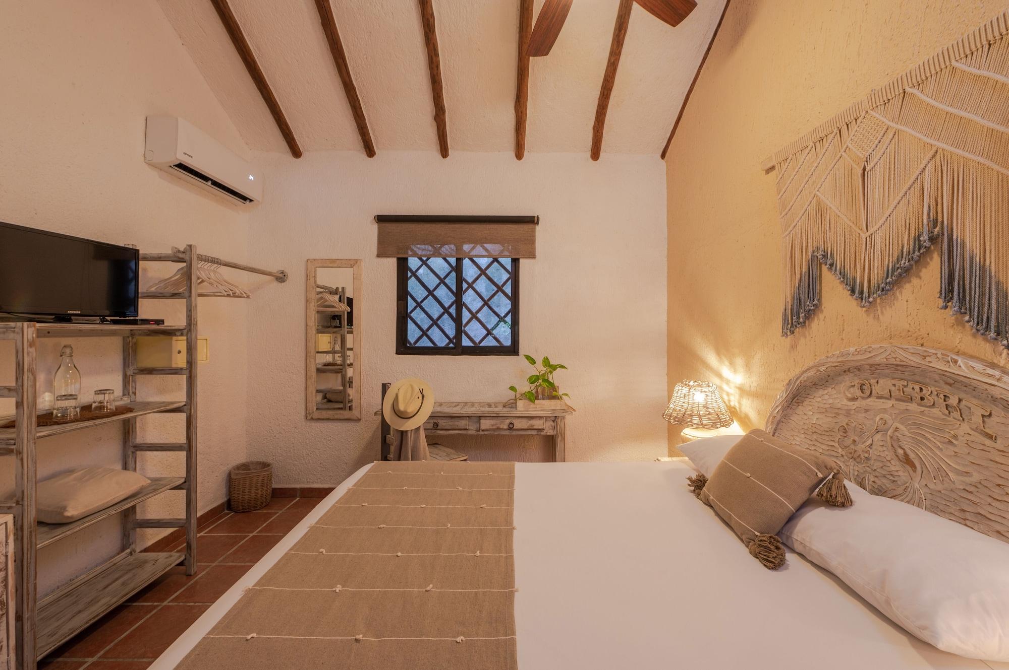 Hotel Casa Colibri Плая дел Кармен Екстериор снимка