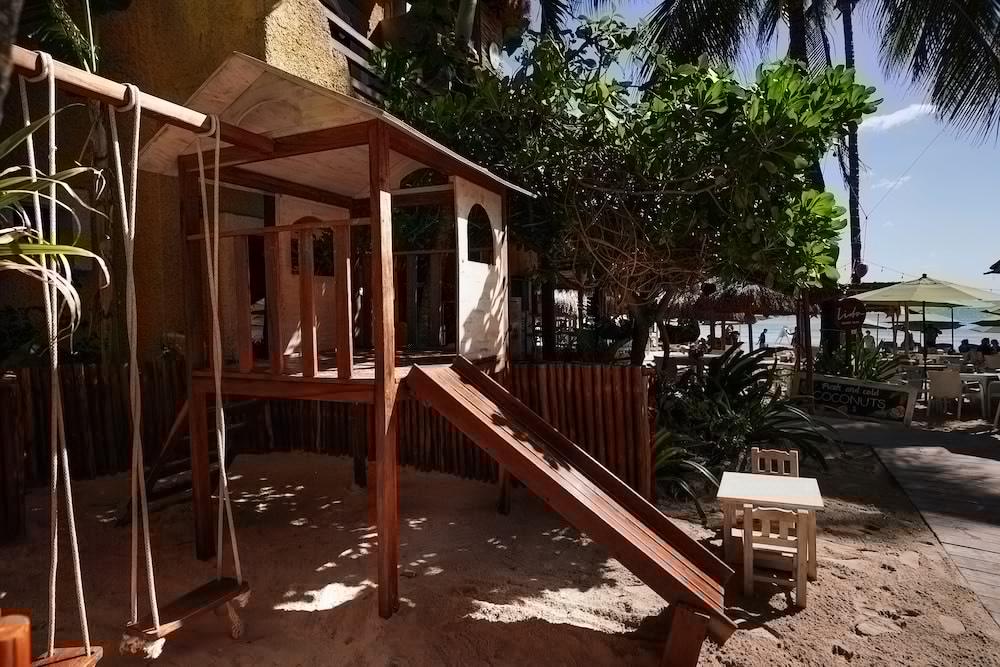 Hotel Casa Colibri Плая дел Кармен Екстериор снимка