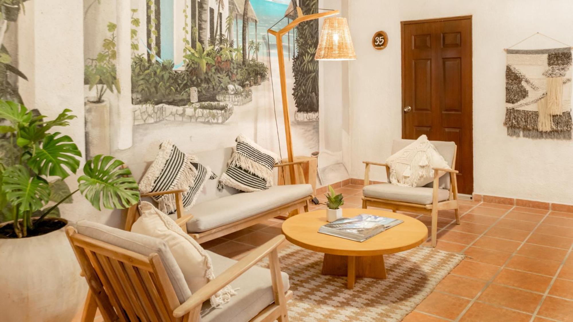 Hotel Casa Colibri Плая дел Кармен Екстериор снимка