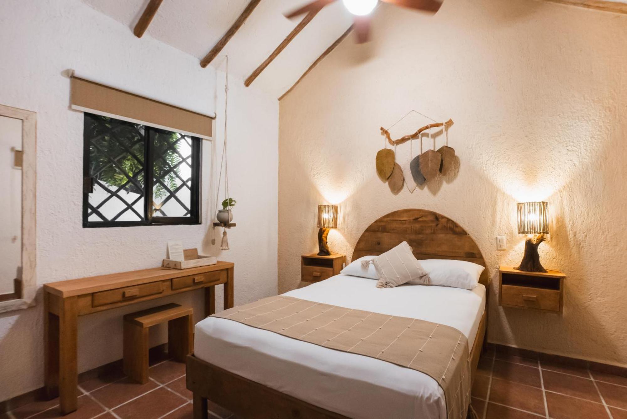 Hotel Casa Colibri Плая дел Кармен Екстериор снимка